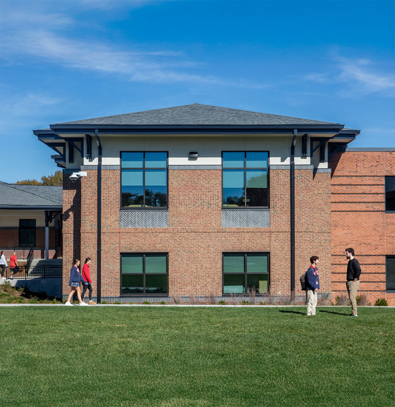 Brentwood Academy – Louderback Center for Entrepreneurship, Innovation and Arts