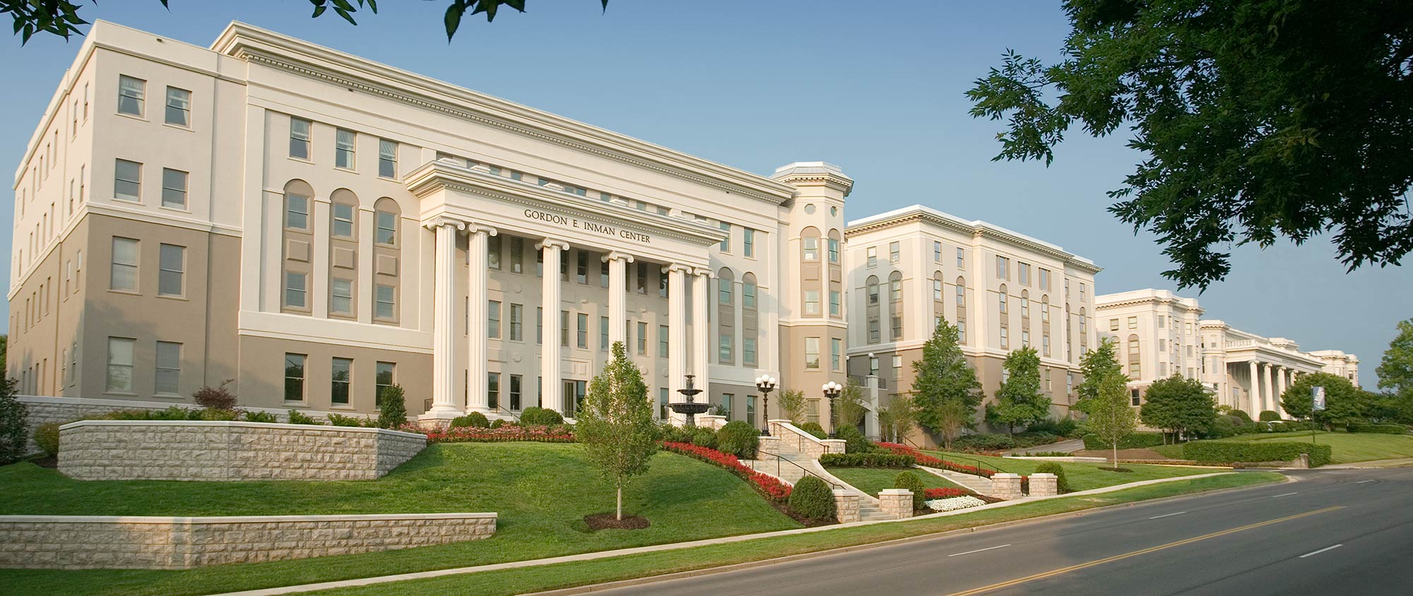 Belmont University Gordon E. Inman Center – College of Health Sciences & Nursing