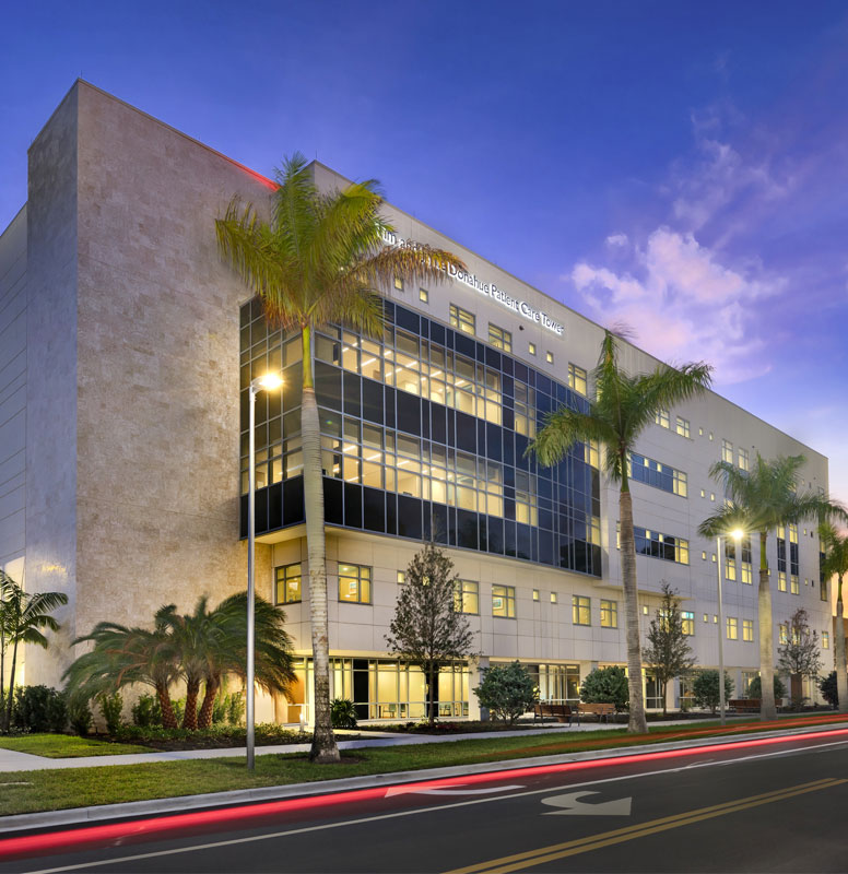 Jupiter Medical Center – Tim and Jayne Donahue Patient Care Tower